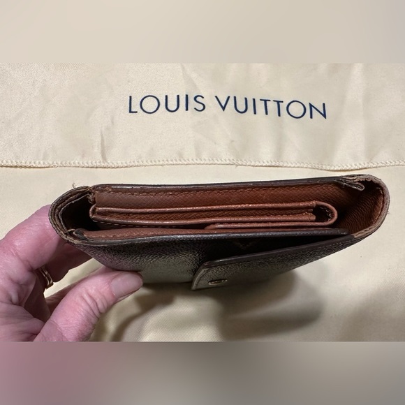 Louis Vitton Wallet and ID holder - Picture 2 of 16